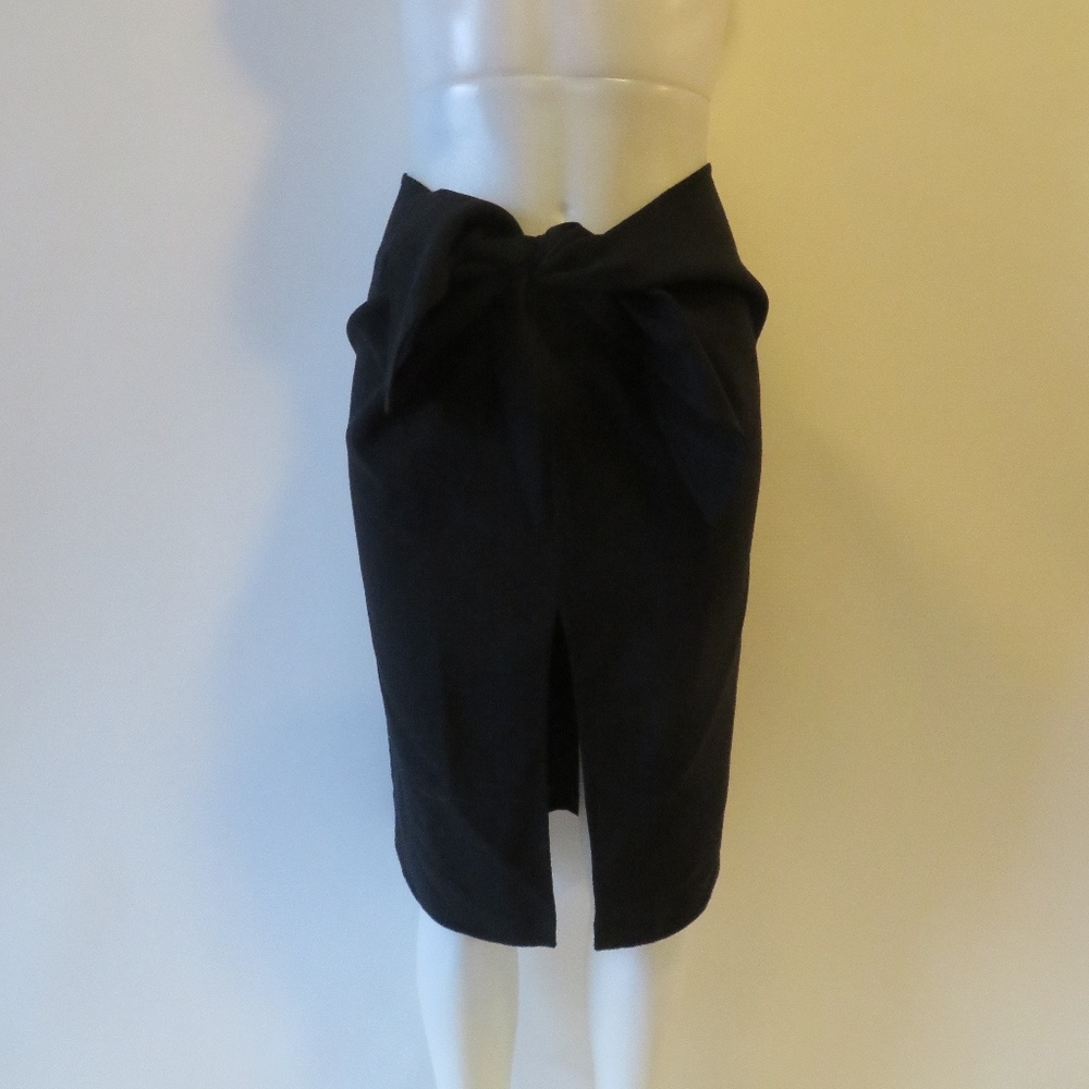 WOMENS MICHAEL KORS BLACK SKIRT W/TIE KNOT 8*